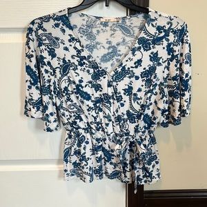 Mi Ami size Medium Blouse, Paisley